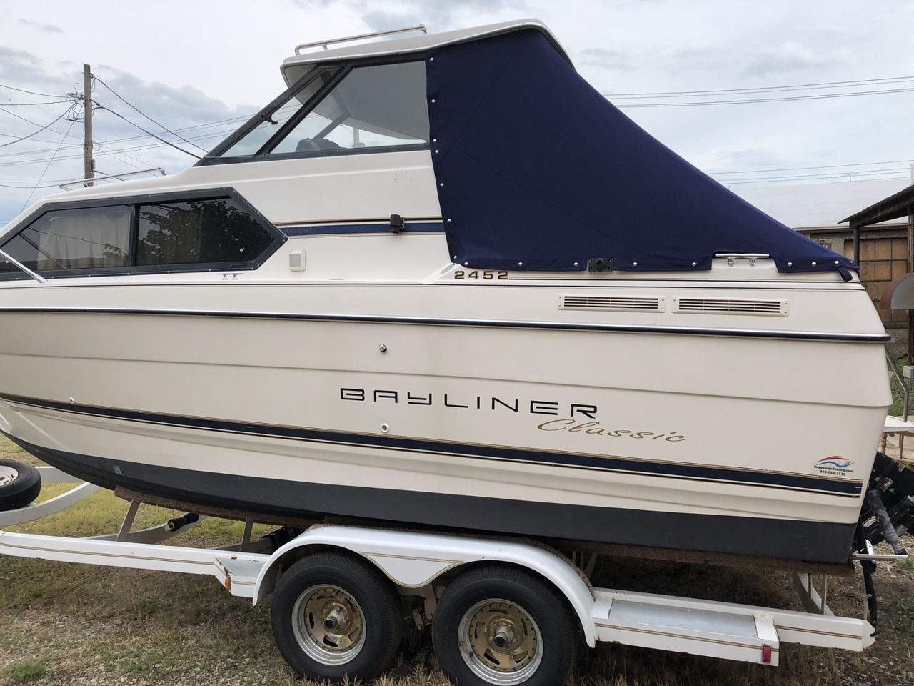 View Bayliner camper enclosure